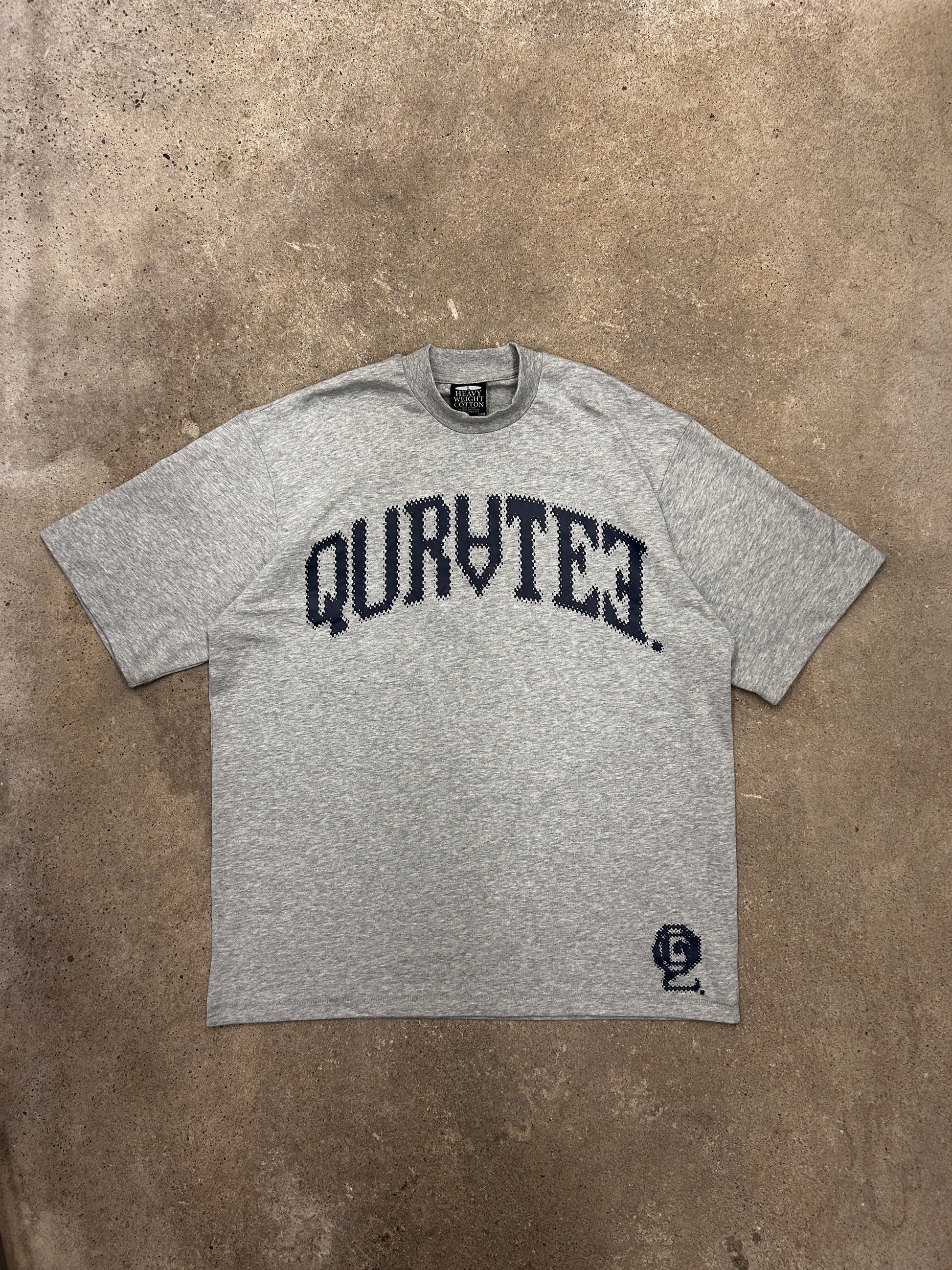 Quratee tshirt