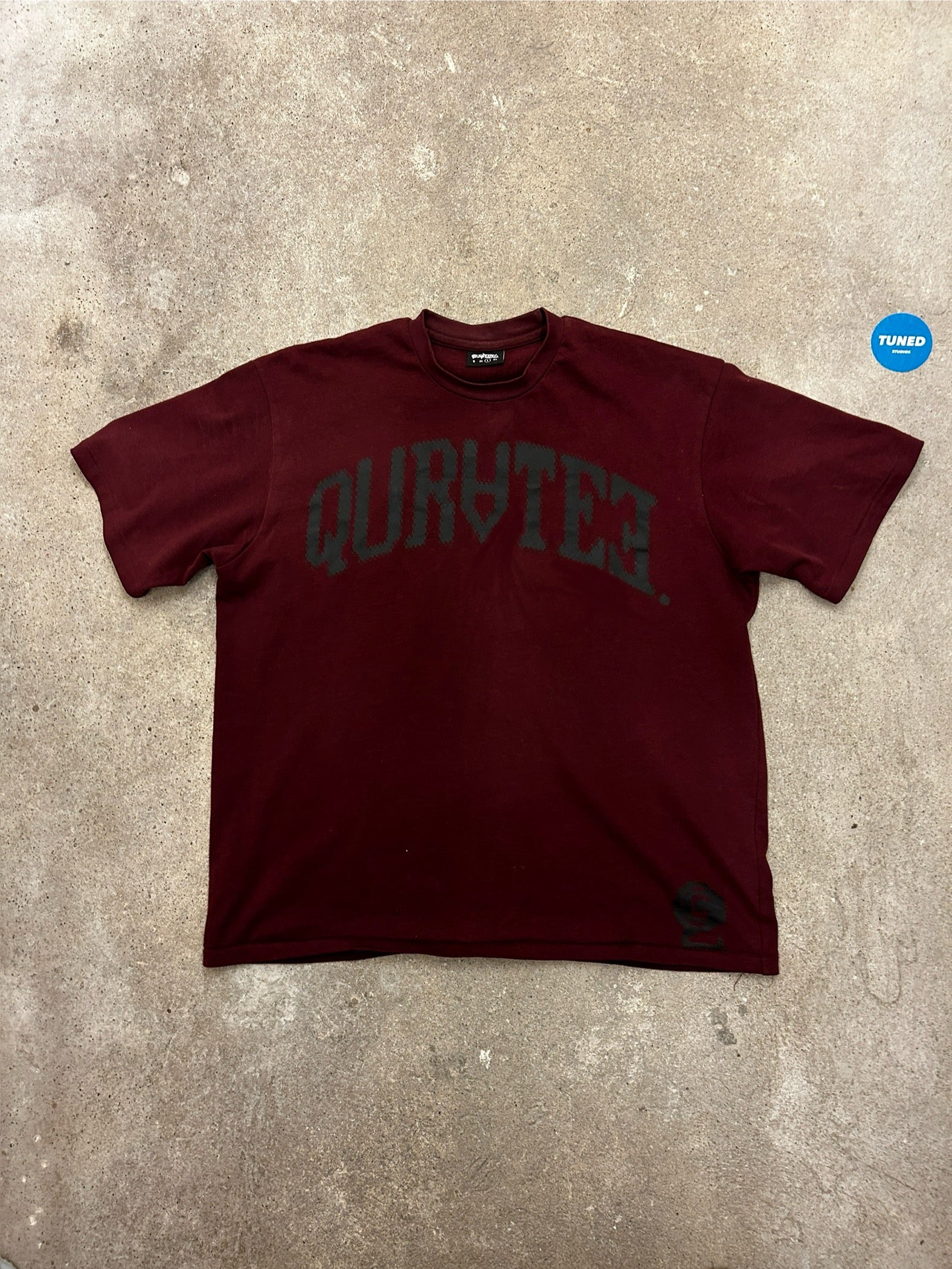 Quratee tshirt