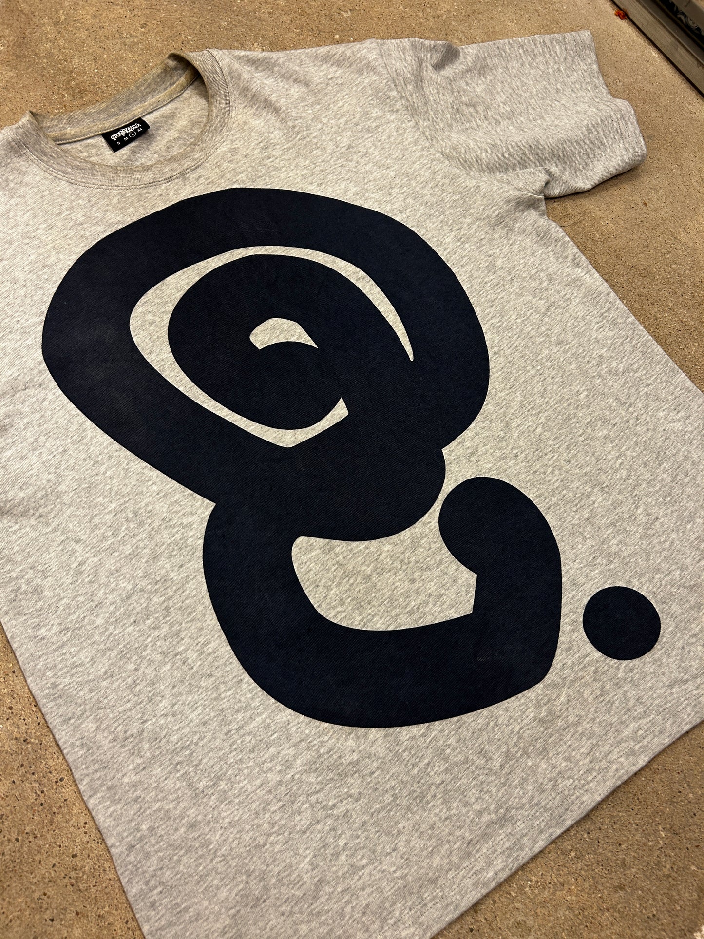 Quratee tshirt