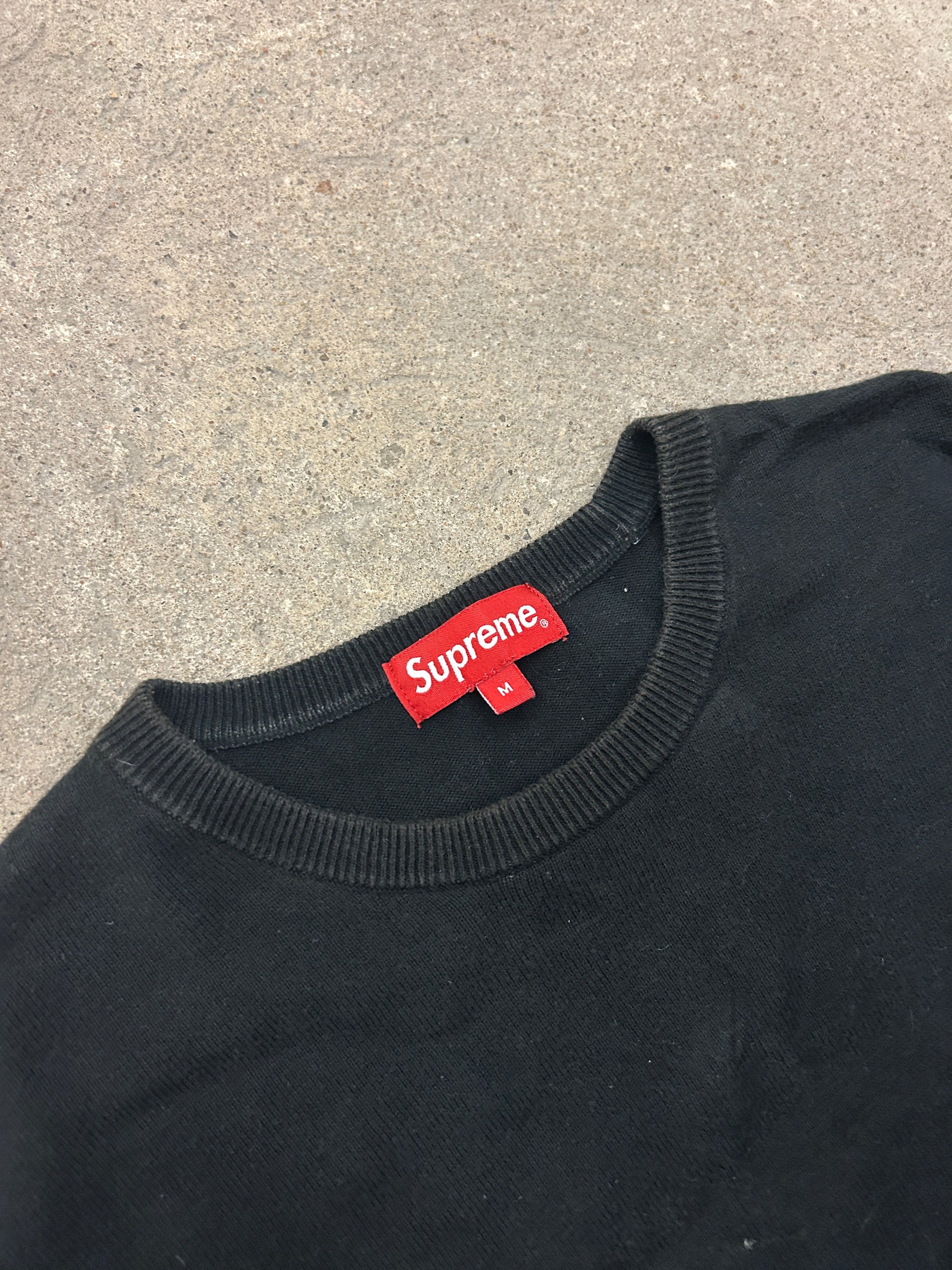 Supreme tshirt