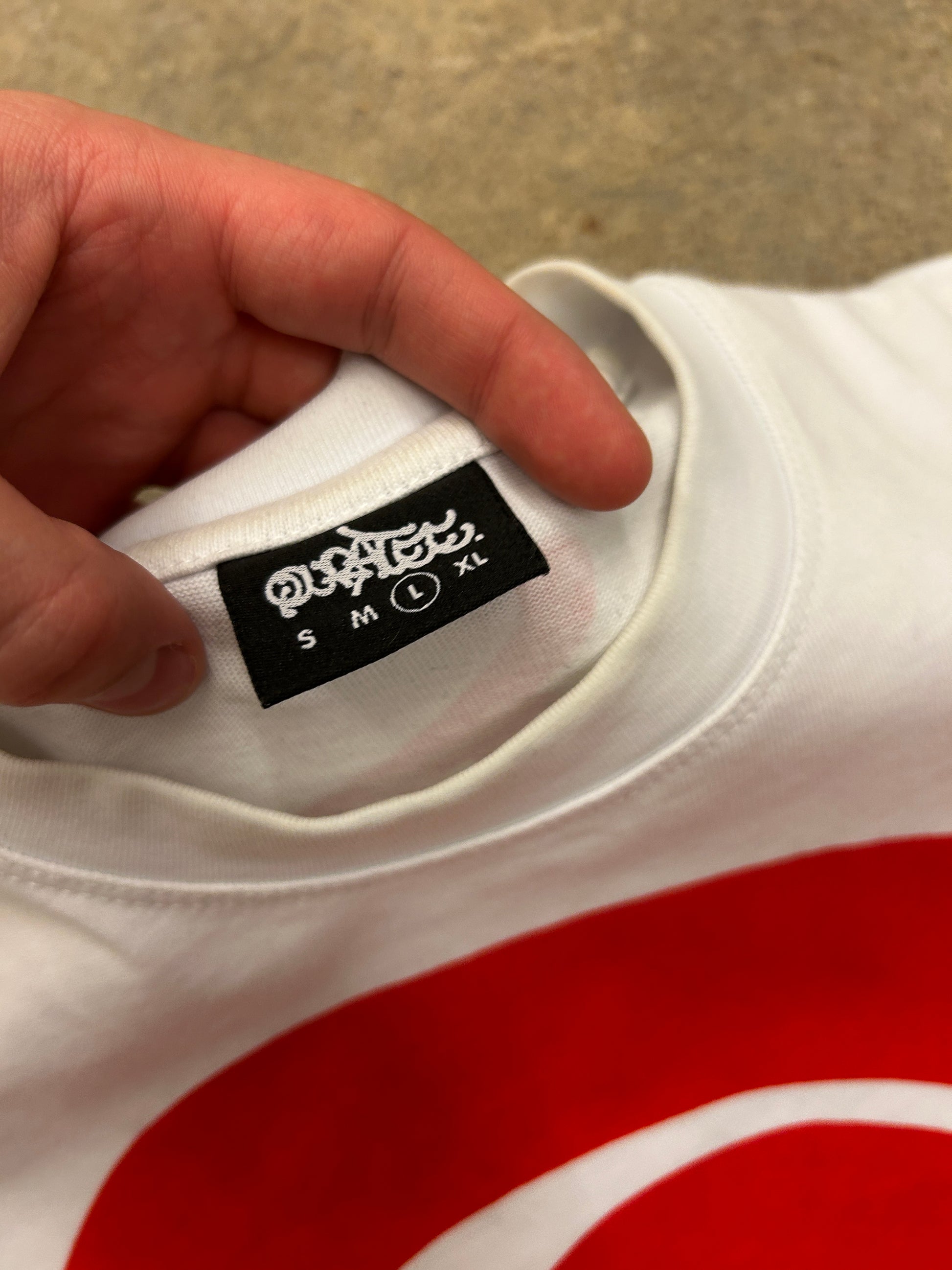 Quratee tshirt