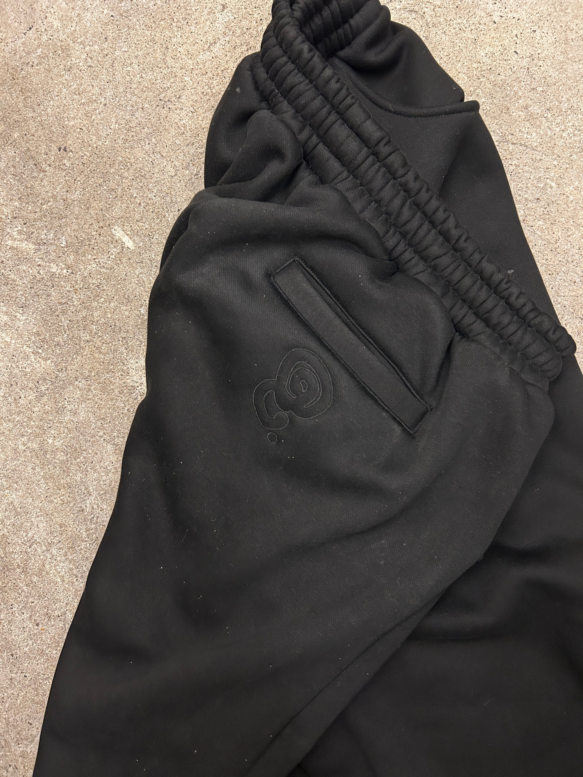 Quratee Sweatpants