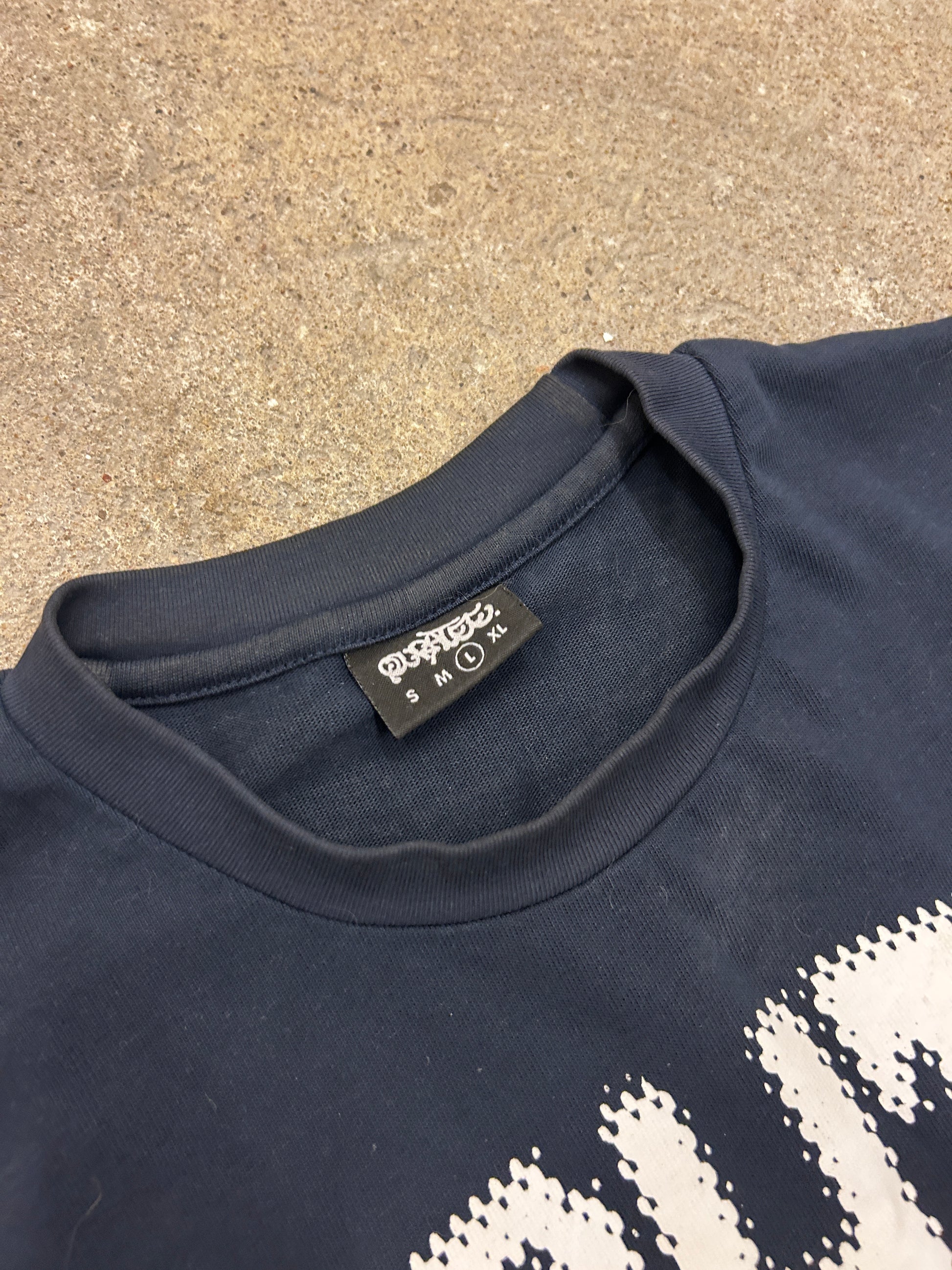Quratee tshirt