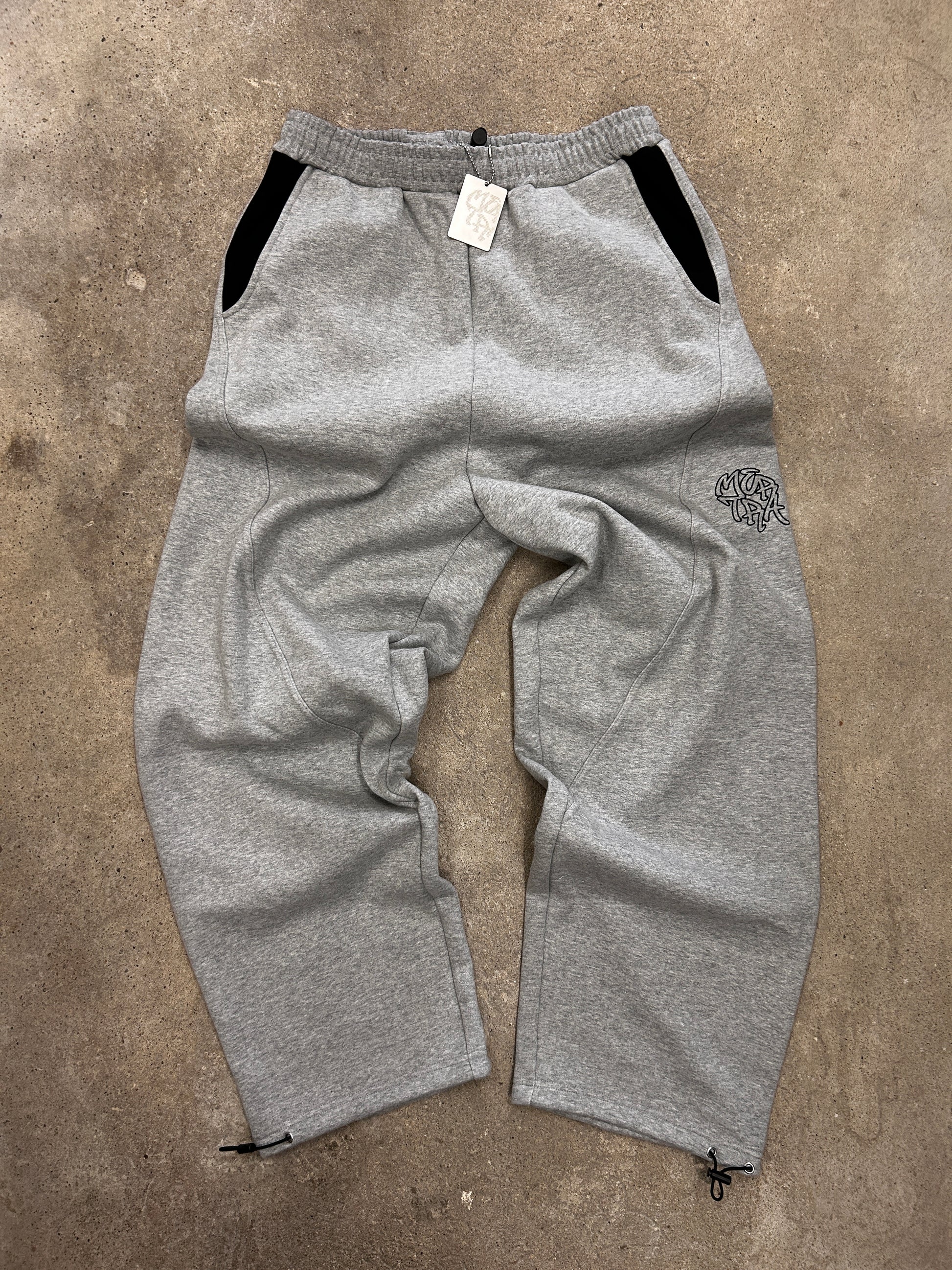 Mertra sweatpants