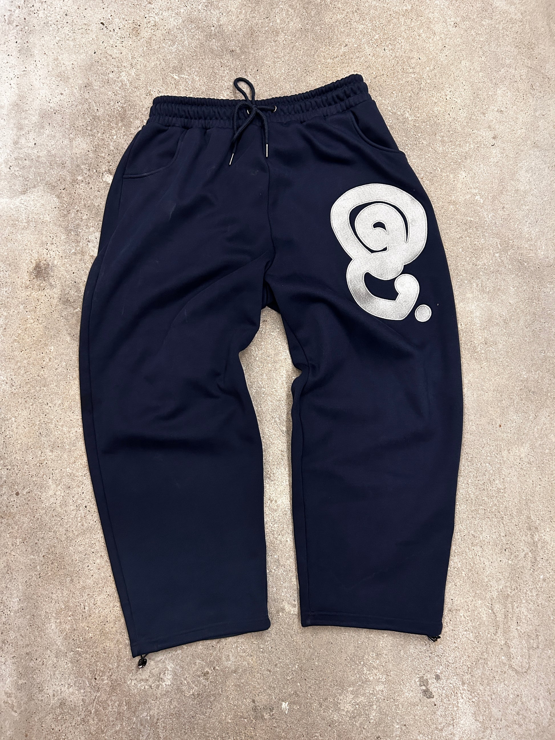 Quratee sweats