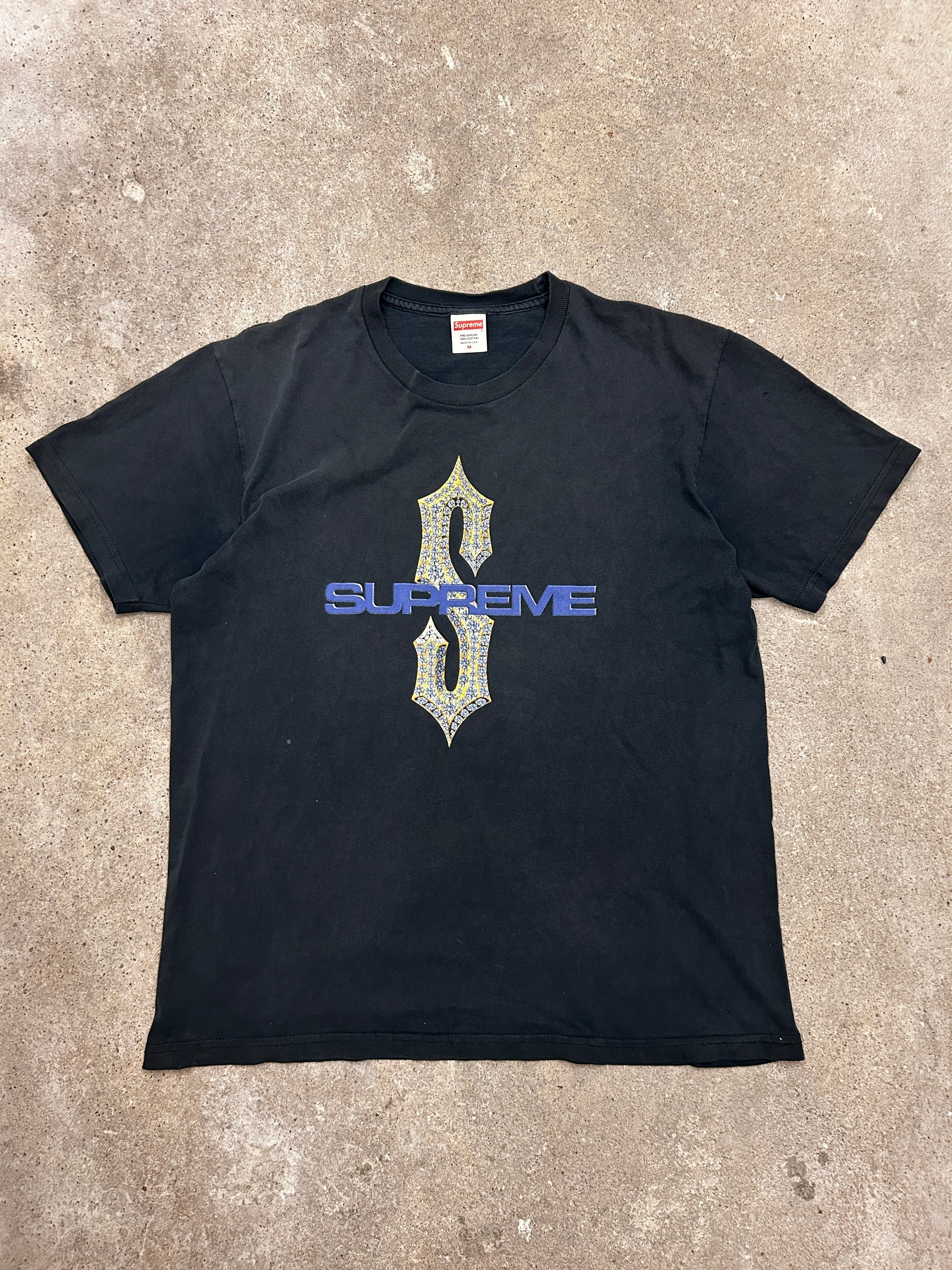 Supreme tshirt