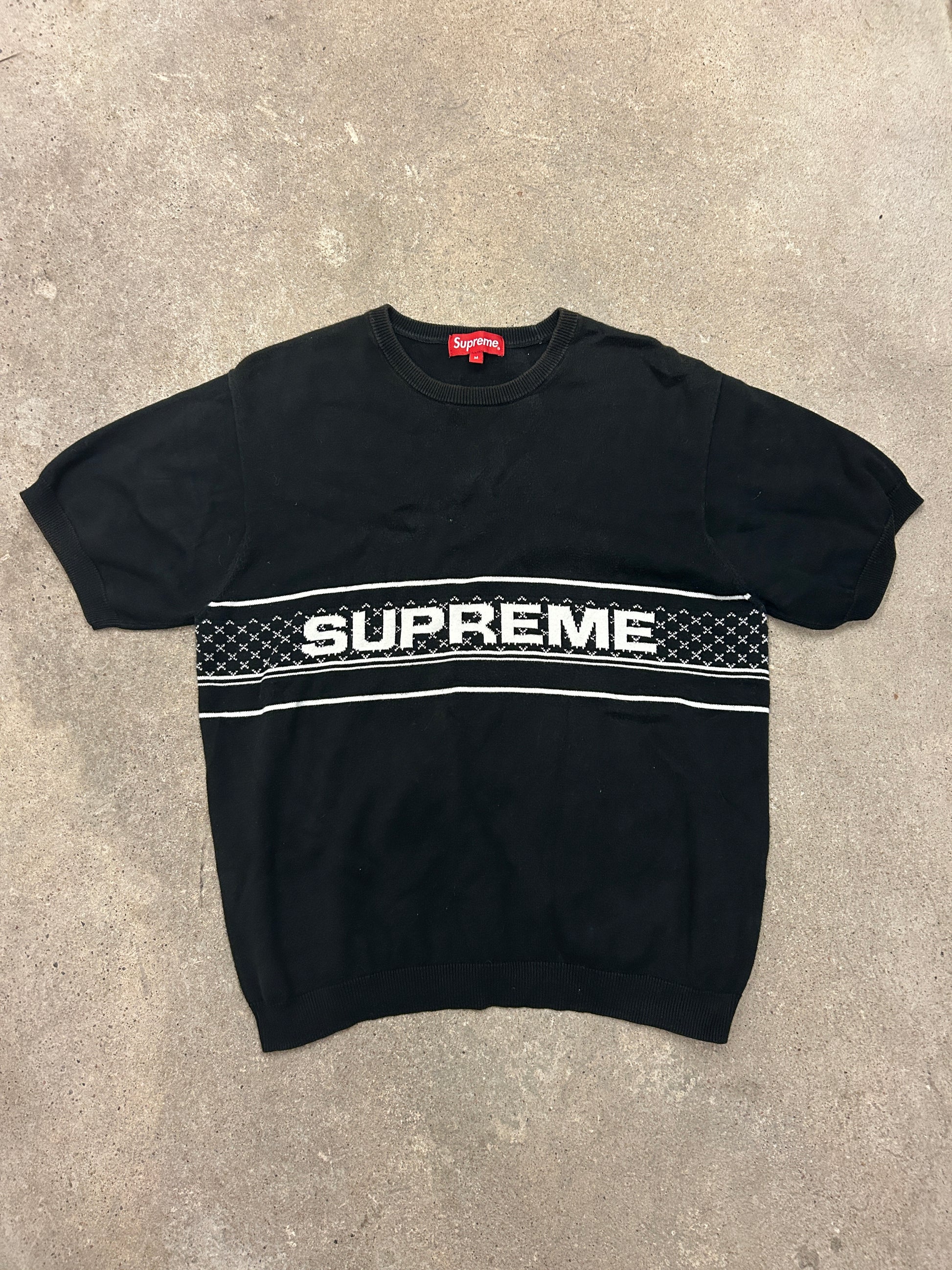 Supreme tshirt