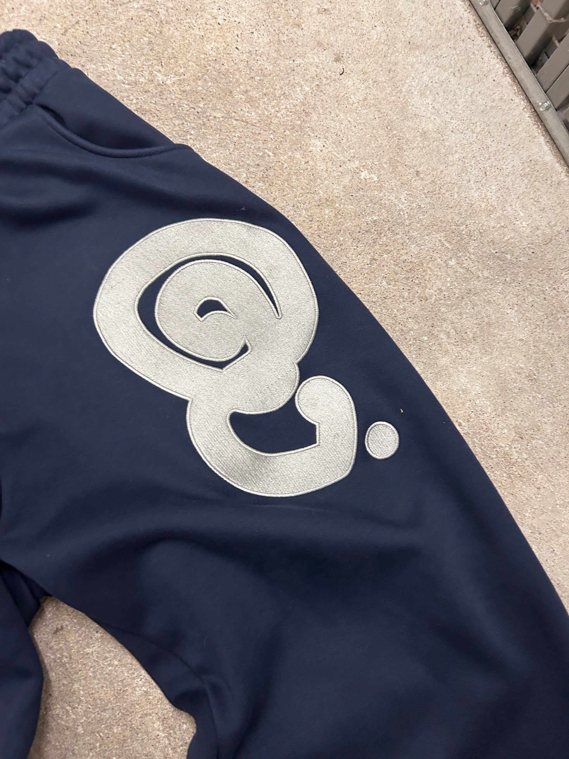 Quratee sweats