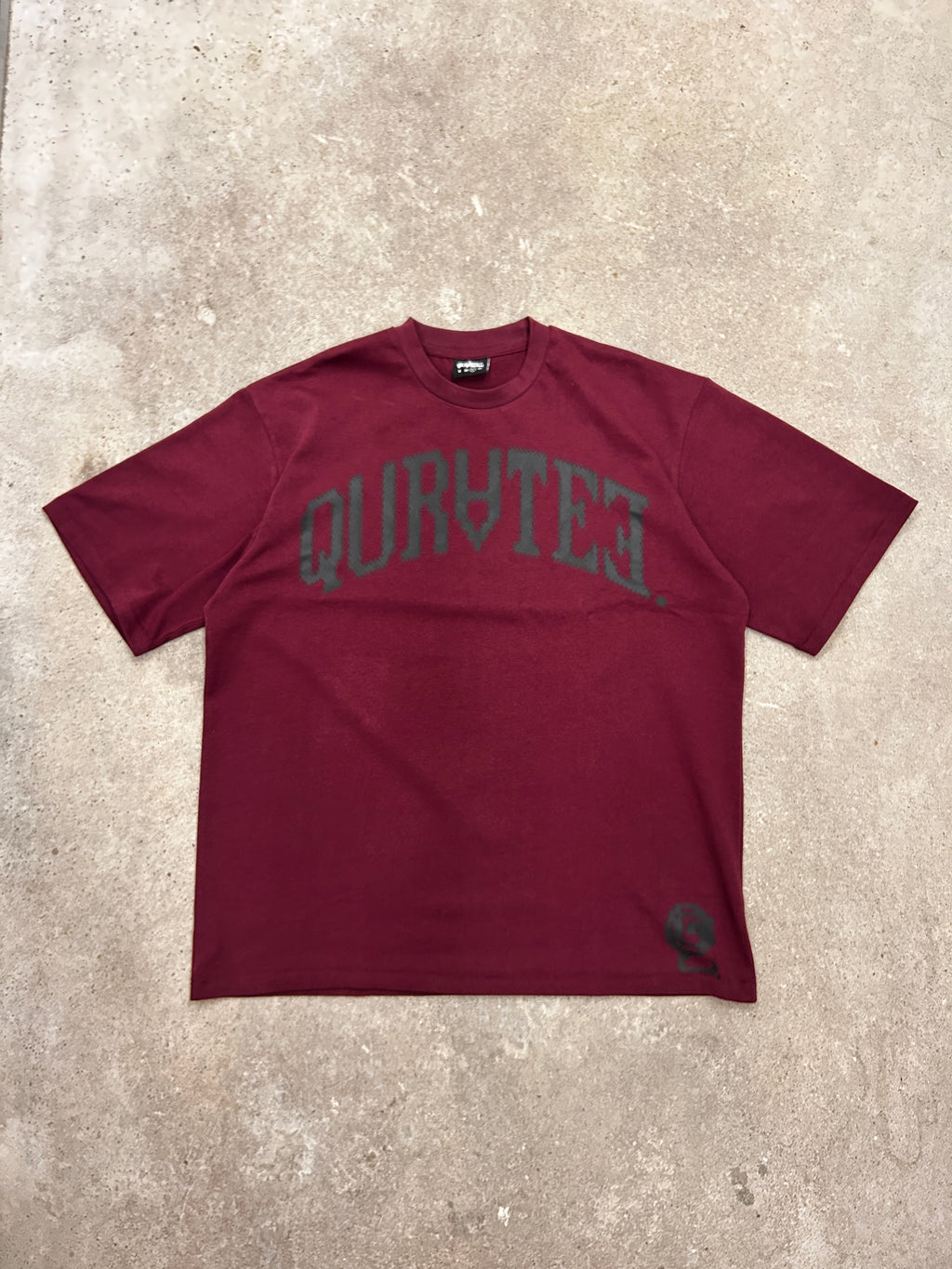 Quratee tshirt