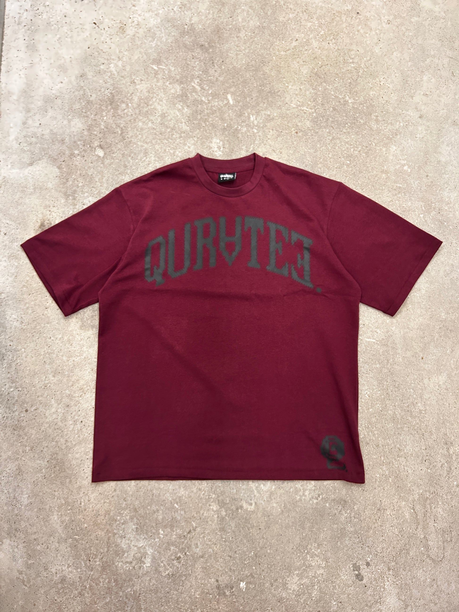 Quratee tshirt
