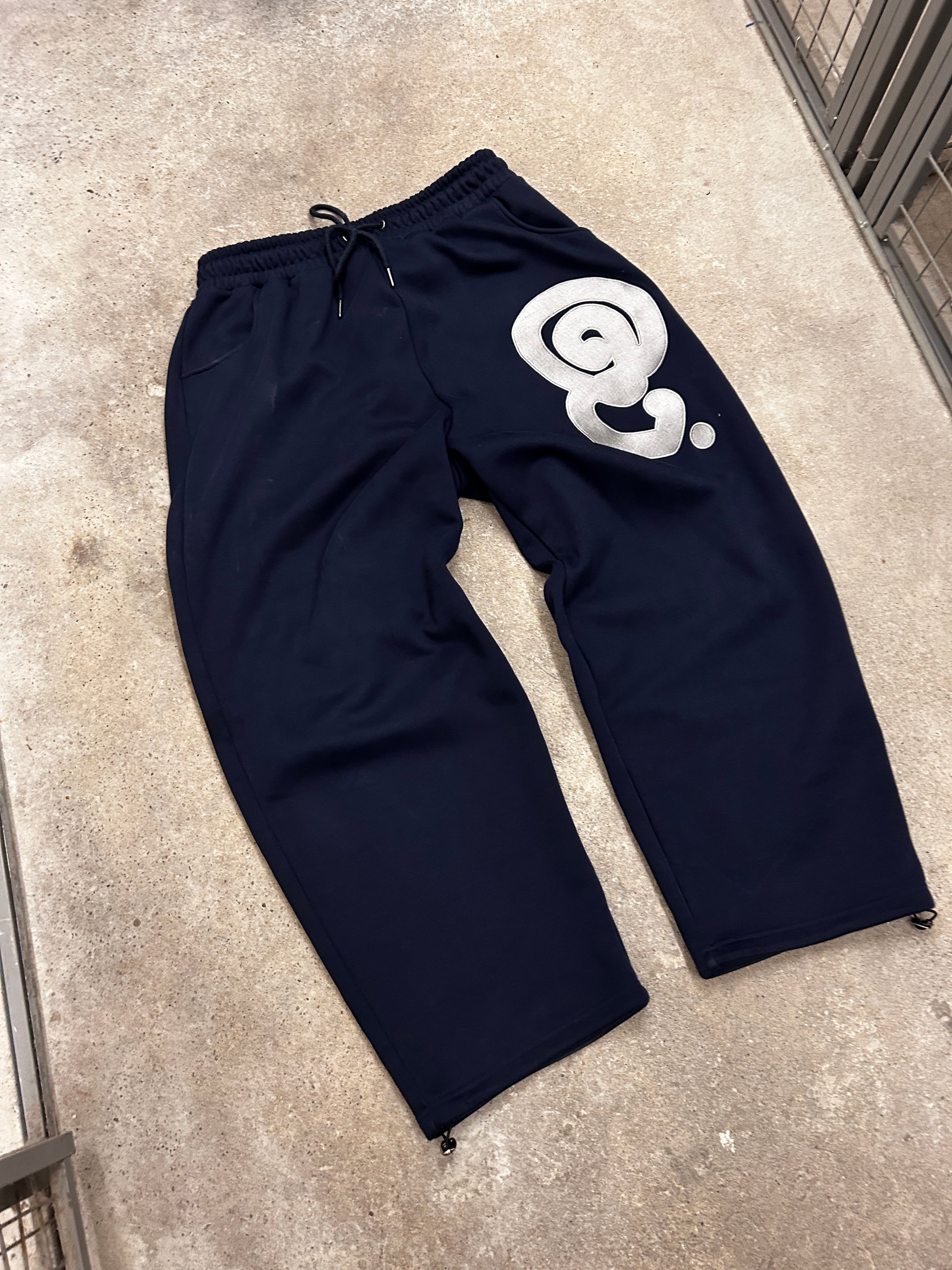 Quratee sweats