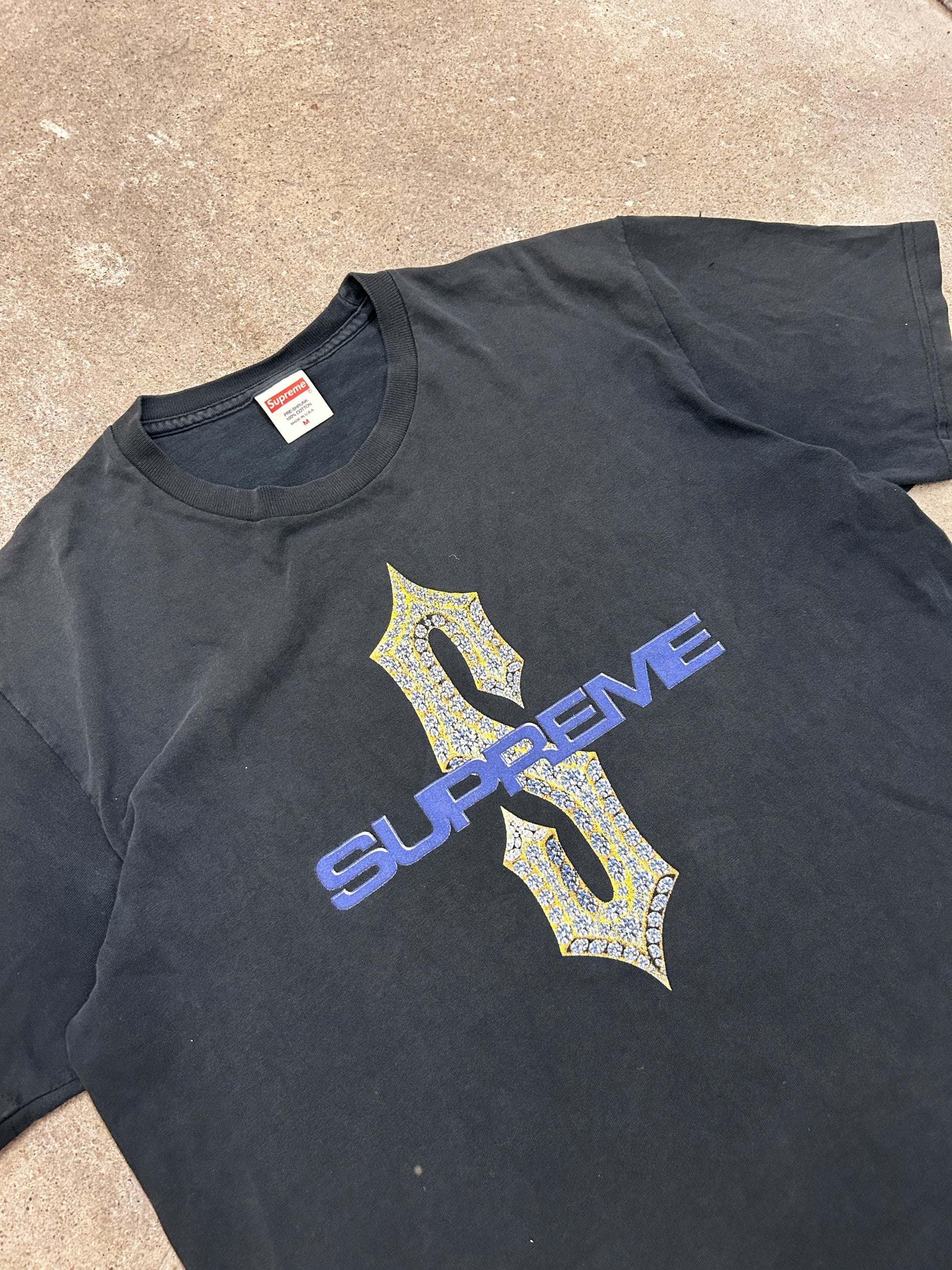 Supreme tshirt