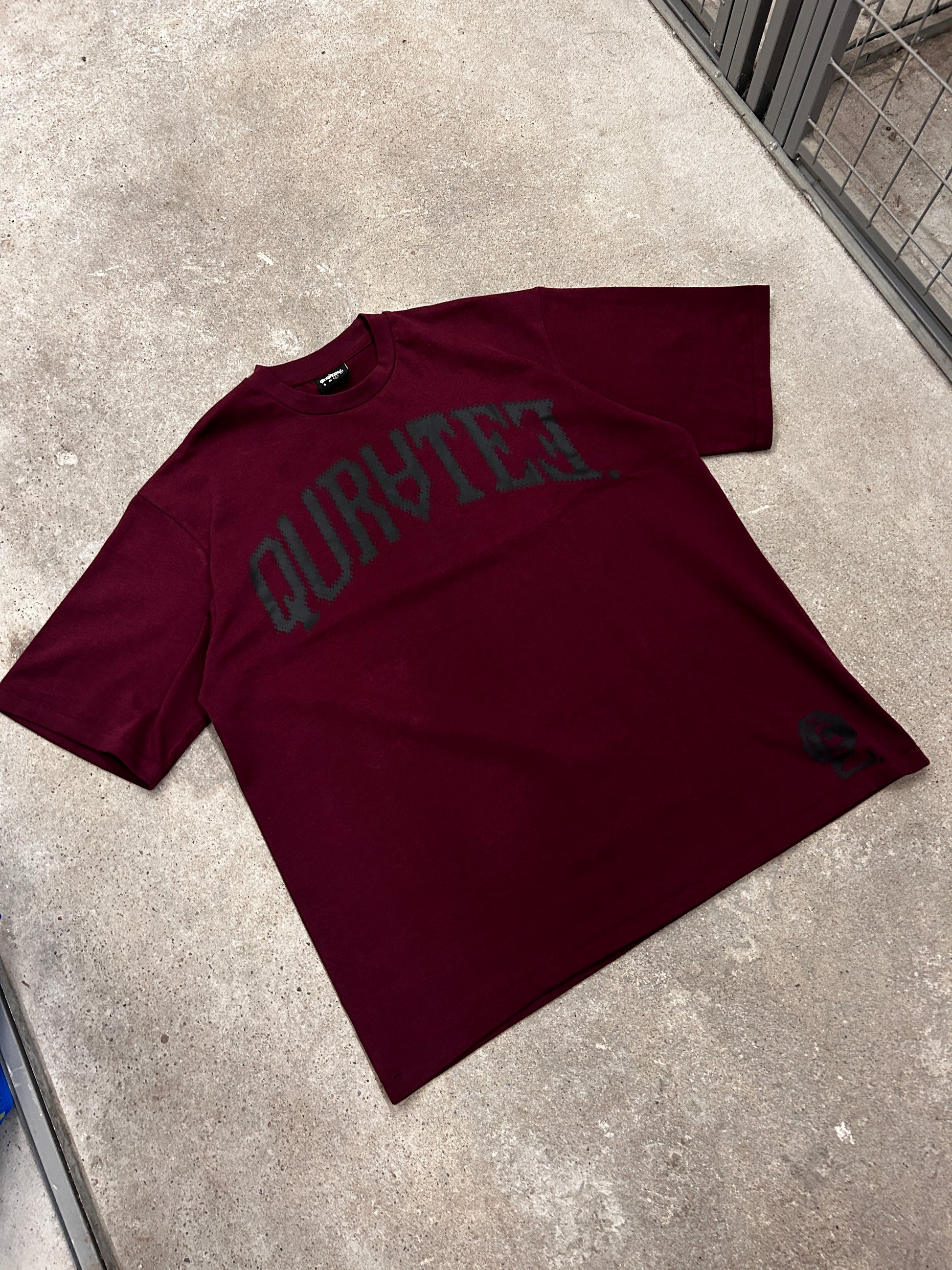 Quratee tshirt