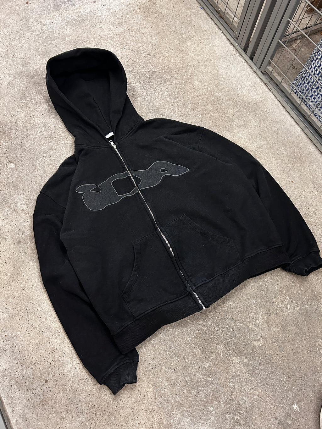 IDA zip up hoodie