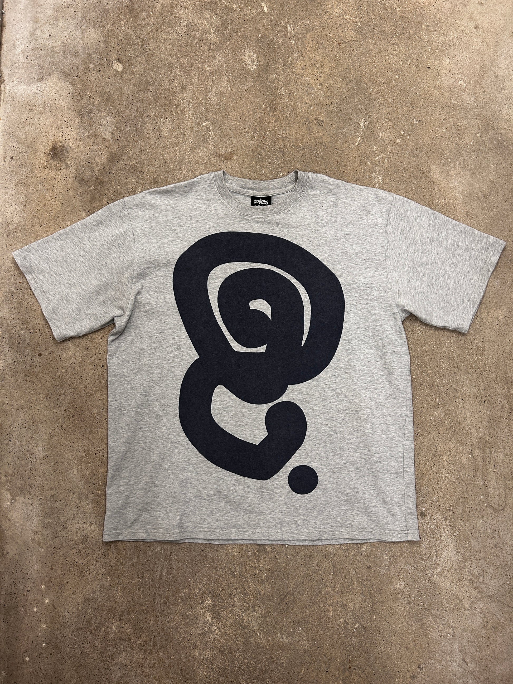 Quratee tshirt