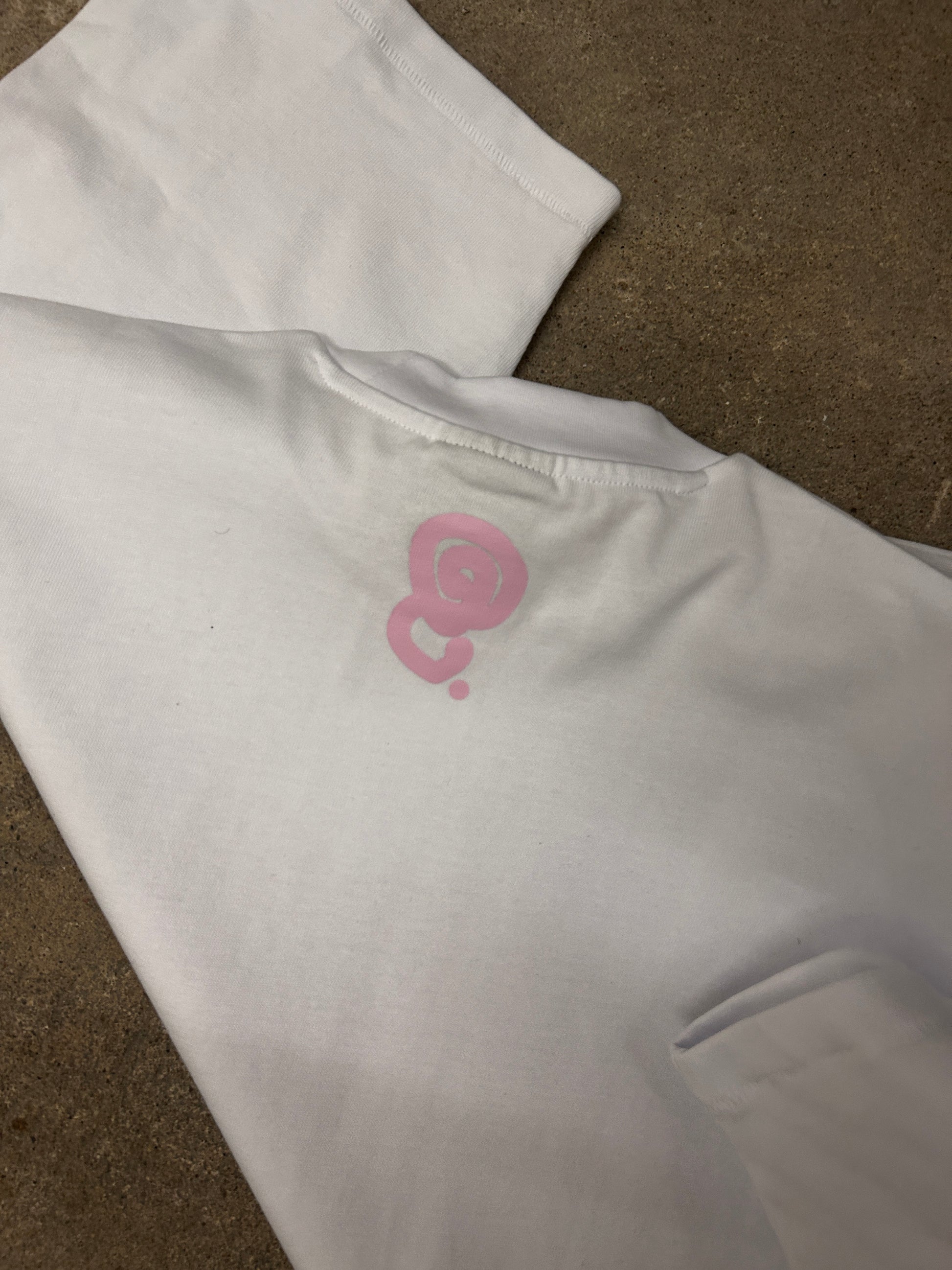Quratee tshirt