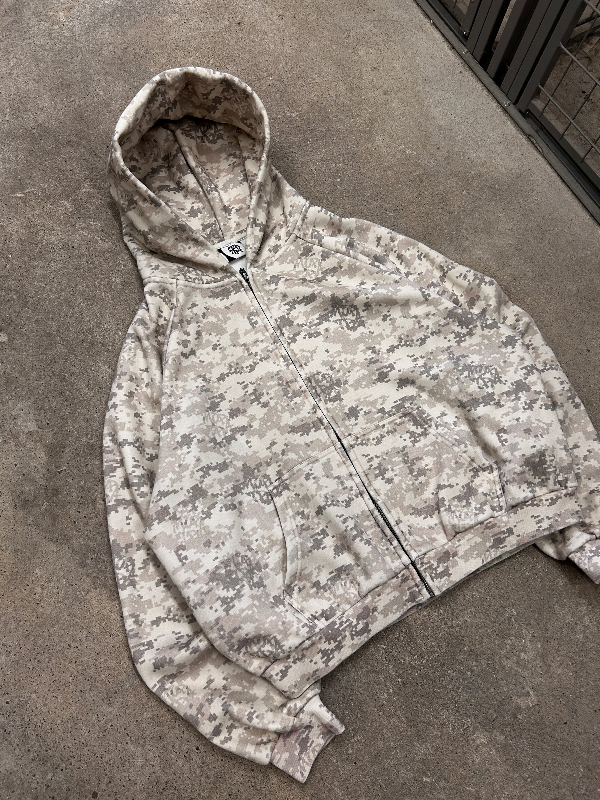 Mertra Hoodie